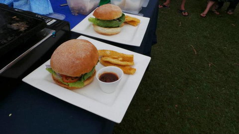 Queanbeyan Hotel - Accommodation VIC 0