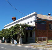 Red Hill Hotel - Accommodation VIC