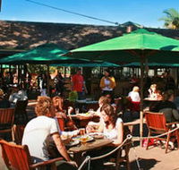 The Beach Hotel - Accommodation VIC