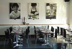 Riki Blake's Cafe - Accommodation VIC 3