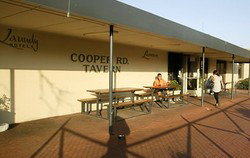 Yagoona Tavern - Accommodation VIC 0