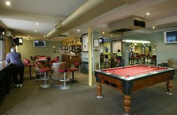 Albion Park Hotel - Accommodation VIC 3