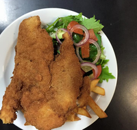 Lakes Creek Hotel - Accommodation VIC