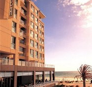 Oaks Plaza Pier - Accommodation VIC