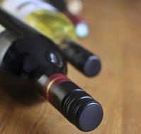 Crown Larger Bar - Accommodation VIC