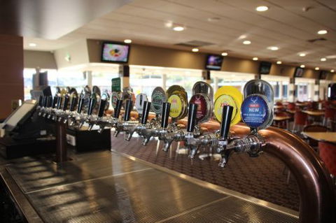 Ettalong Memorial Bowling Club - Accommodation VIC 0