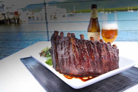 Dundee’s Restaurant On The Waterfront - Accommodation VIC 14