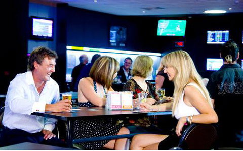 Hervey Bay RSL - Accommodation VIC 5