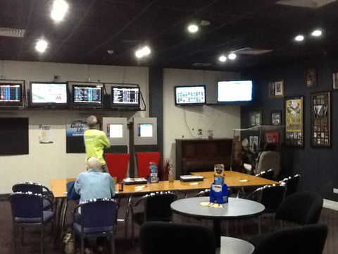 Tennant Creek Memorial Club - Accommodation VIC 4