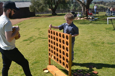 Daddy's Day Out At Borambola Wines By The Roundabout Restaurant - Accommodation VIC 2