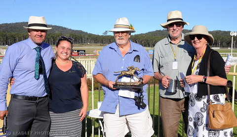 Tathra Beach Bowlo Tathra Cup Family Race Day - Accommodation VIC 2