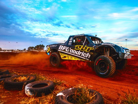 Tatts Finke Desert Race - Accommodation VIC 1