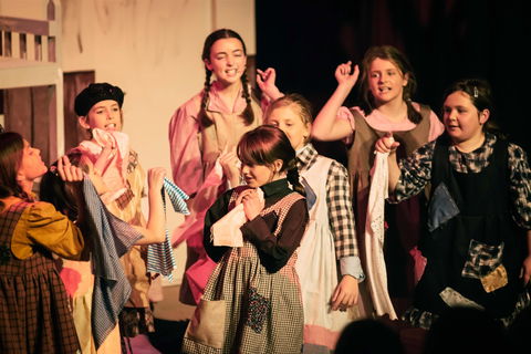 Bellarine Jongleurs - Into The Woods Jr - Accommodation VIC 0