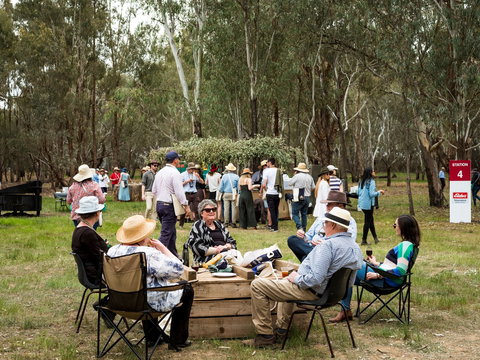 Grazing Down The Lachlan - Accommodation VIC 0