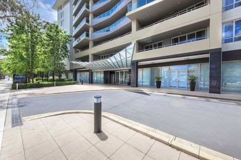 Pacific Suites Canberra - Accommodation VIC 1