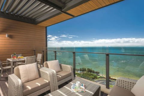 Oaks Redcliffe Mon Komo Suites - Accommodation VIC 0