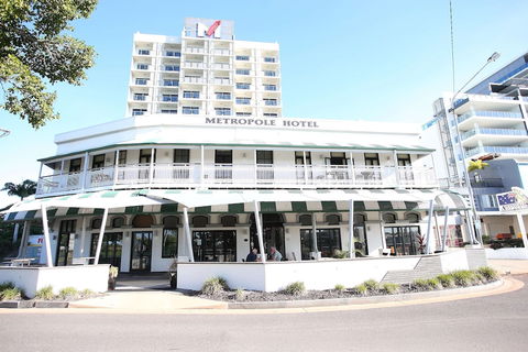 Oaks Townsville Metropole Hotel - Accommodation VIC 1