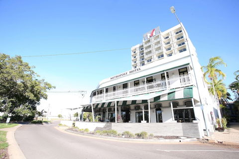 Oaks Townsville Metropole Hotel - Accommodation VIC 2