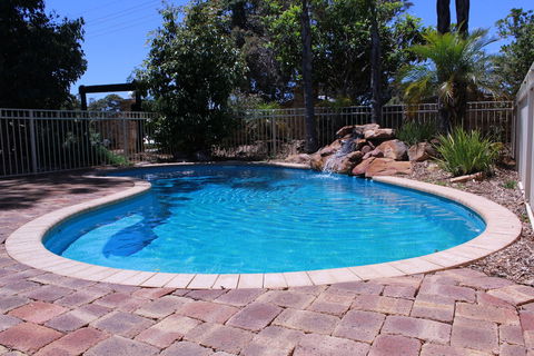 Margaret River Motel - Accommodation VIC 1