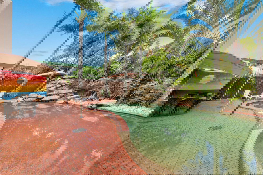 Cairns QLD Accommodation VIC