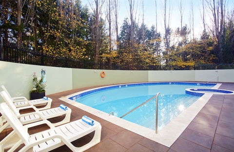Crowne Plaza Canberra, An IHG Hotel - Accommodation VIC 1