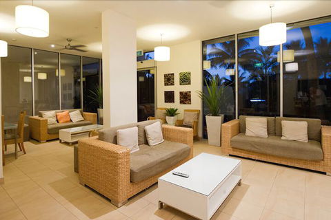 Whitsunday Apartments - Accommodation VIC 7