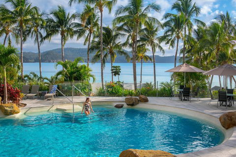 Whitsunday Apartments - Accommodation VIC 6