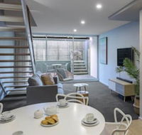 Oaks Nelson Bay Lure Suites - Accommodation VIC
