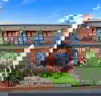 Tudor Motor Inn Warrnambool - Accommodation VIC