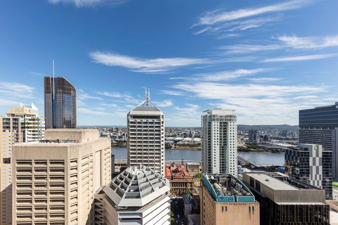 Oaks Brisbane Festival Suites - Accommodation VIC 3