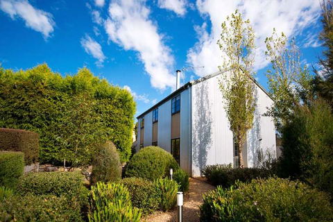 Peppers Mineral Springs Hotel - Accommodation VIC 3