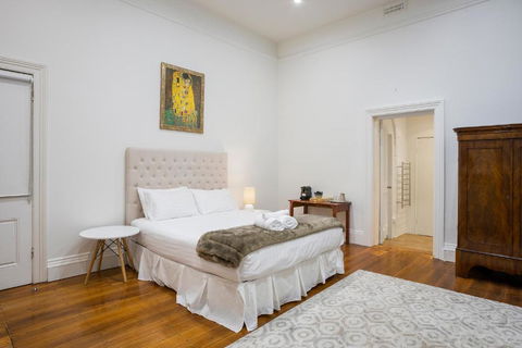 Roxburgh House Apartments - Accommodation VIC 1