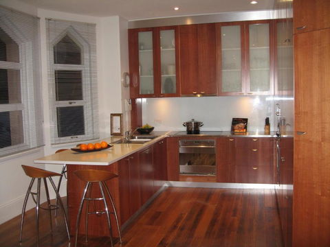 Roxburgh House Apartments - Accommodation VIC 6