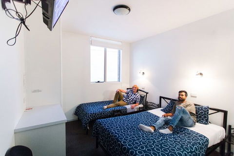 Hobart Central YHA - Accommodation VIC 4