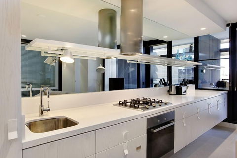 Corporate Keys Lilli Apartments - Accommodation VIC 5