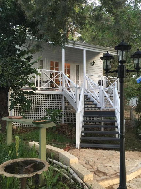 Applegate Lane Chalet - Accommodation VIC 4