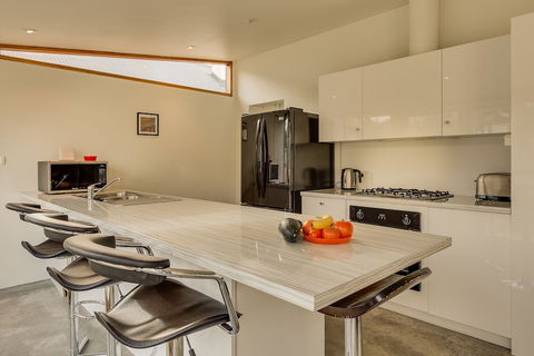 Brampton Cottage - Accommodation VIC 4