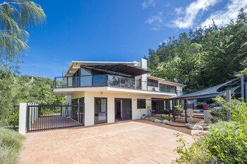 The Beach House At Arthur Bay - Accommodation VIC 1