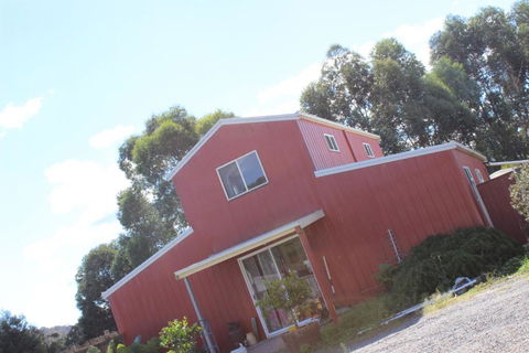 Dixiglen Farm - Accommodation VIC 2