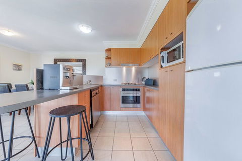 Oasis 26 - Accommodation VIC 5