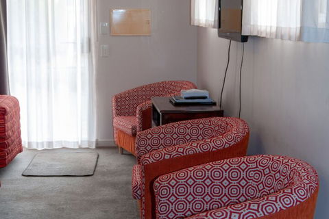 Higgins Lane Motel - Accommodation VIC 6
