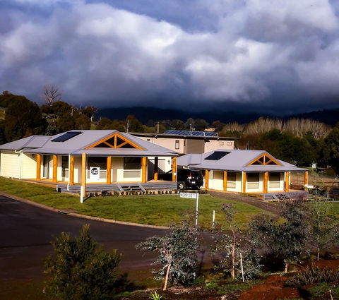 Daysend Cottages - Accommodation VIC 3