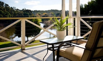 Lakeside Suites 3 - Accommodation VIC 3