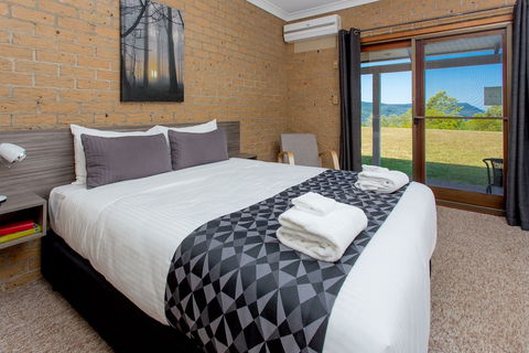 Lookout Mountain Retreat - Accommodation VIC 6