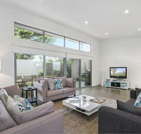 Living the Beach Dream - Rejuvenate Stays - Accommodation VIC