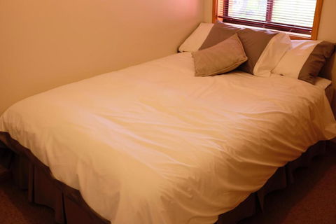 The Basin Waterfront - Accommodation VIC 2