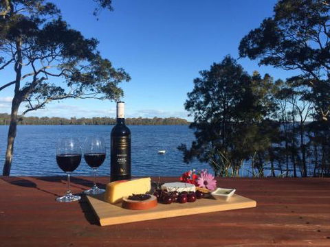 The Basin Waterfront - Accommodation VIC 3