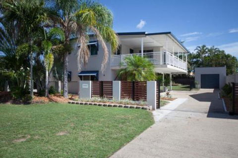 City Beach Holiday House - Accommodation VIC 0