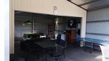 Homestead Caravan Park - Accommodation VIC 2