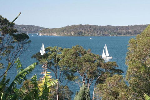 A Lakehouse Escape - Accommodation VIC 6